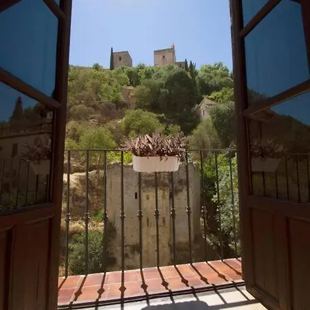 Alhambra Enamora 1 -paseo De Tristes View 1 -c *